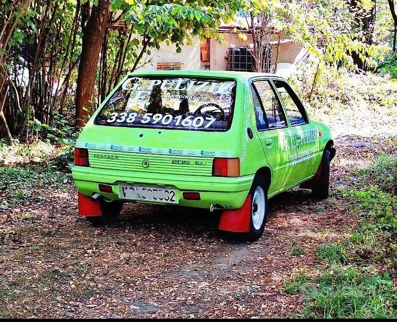 Usata Peugeot 205 49 CV (36 kW) 1987 Berlina