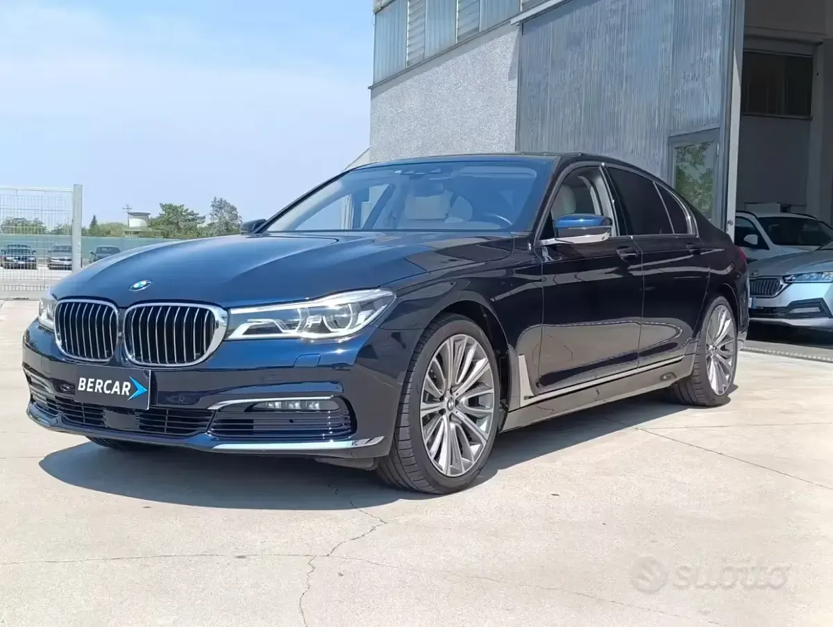 Usata BMW 730 265 CV (194 kW) 2016 Bluazzurro Berlina