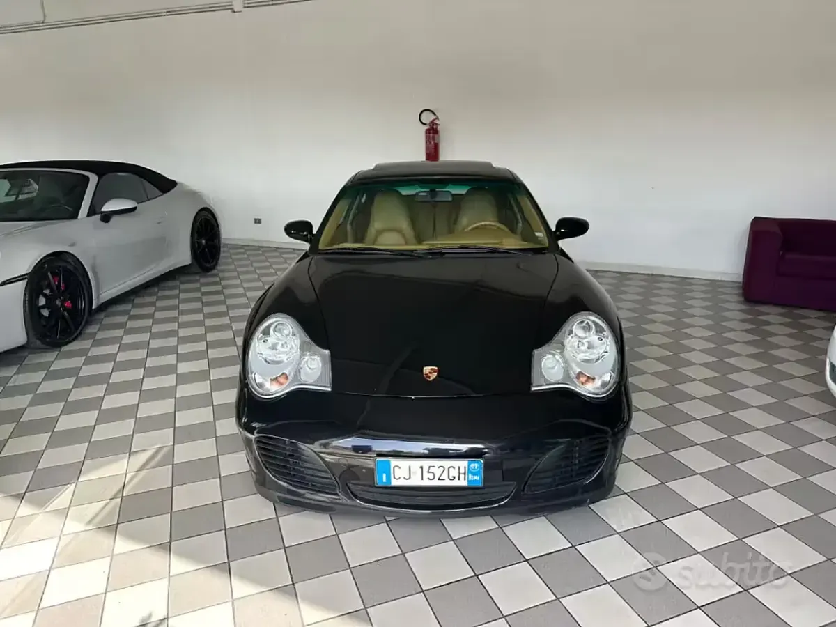 Usata Porsche 996 320 CV (235 kW) 2003 Nero Coupé