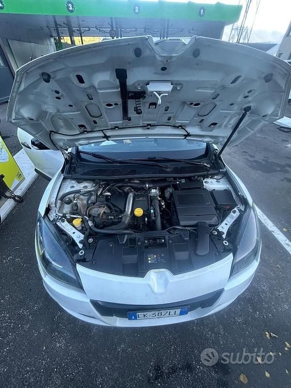 Usata Renault Mégane GT Line GT-Line 110 CV (80 kW) 2011 Bianco Berlina