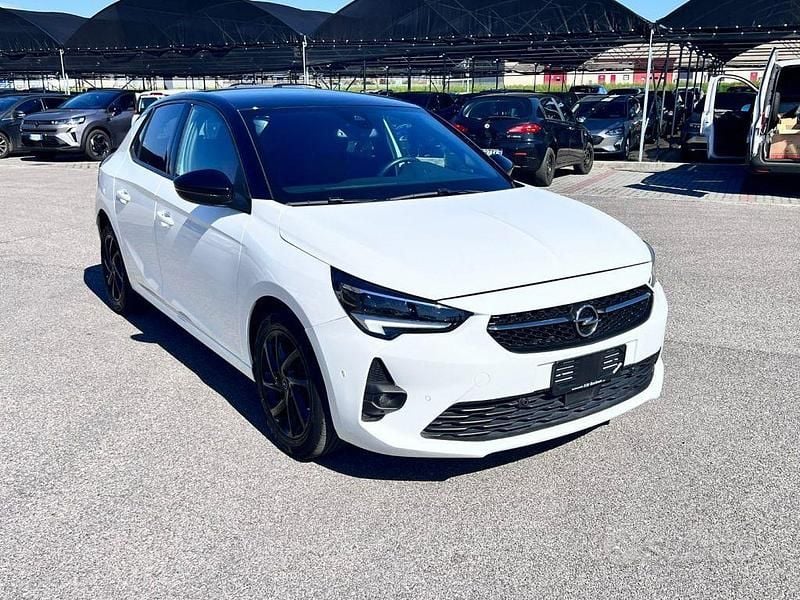 Usata Opel Corsa 101 CV (74 kW) 2023 Bianco Utilitaria