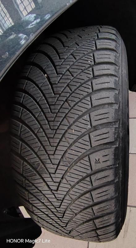 Usata Volvo XC60 Drive Kinetic 163 CV (119 kW) 2010 Nero SUV