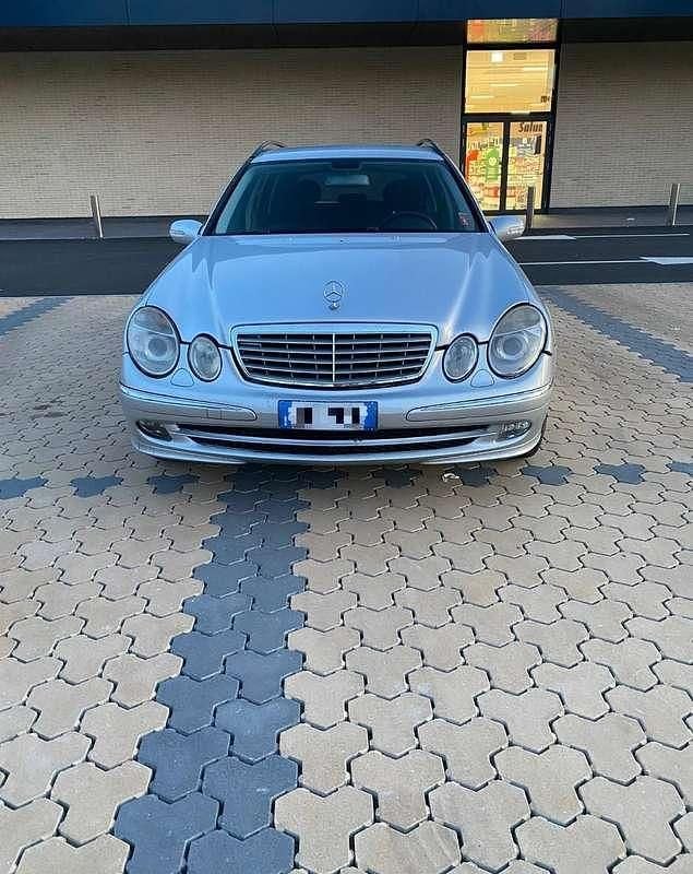 Usata Mercedes E280 Avantgarde 190 CV (139 kW) 2006 Station wagon