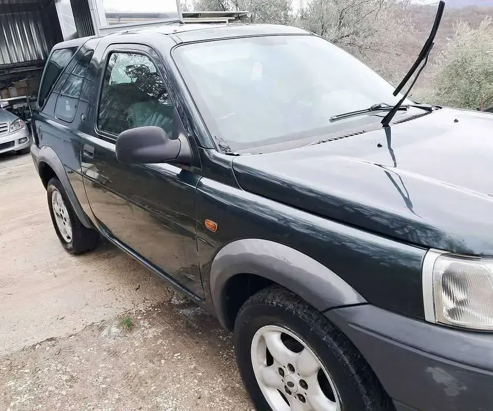 Usata Land Rover Freelander 111 CV (81 kW) 2000 Verde SUV