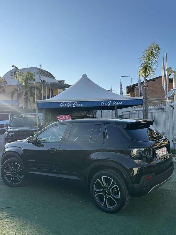 Usata Jeep Avenger Summit 101 CV (74 kW) 2025 Nero SUV