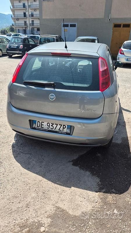 Usata Fiat Grande Punto 2007 Grigio Utilitaria