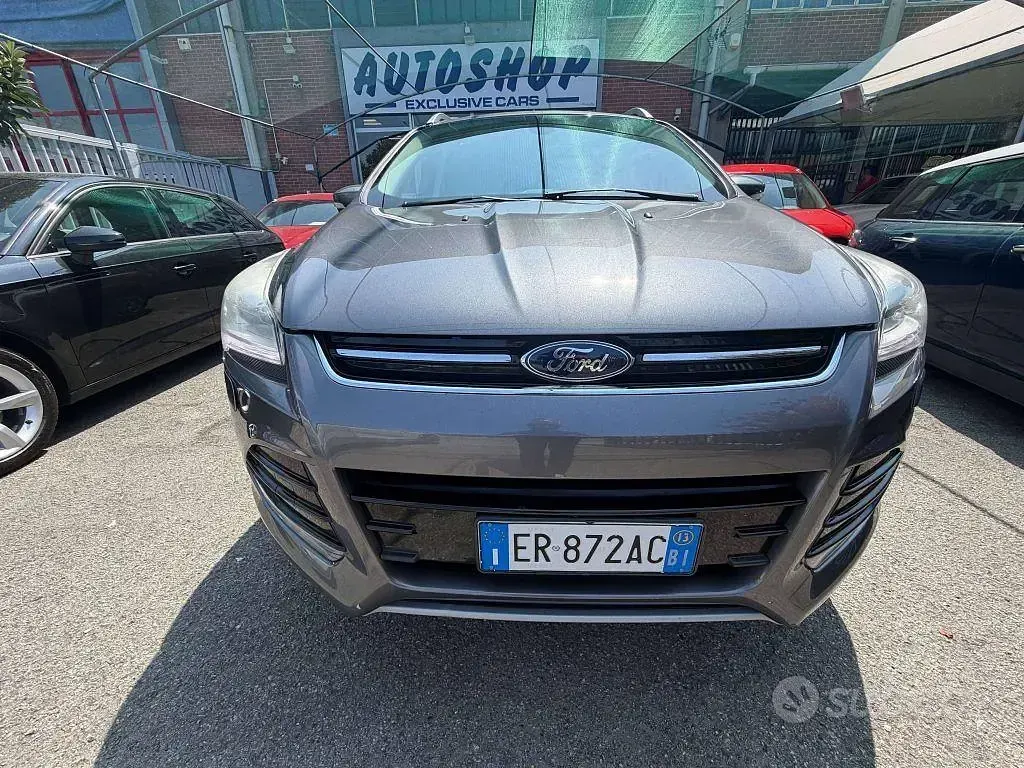 Usata Ford Kuga Titanium 163 CV (119 kW) 2013 Grigio SUV