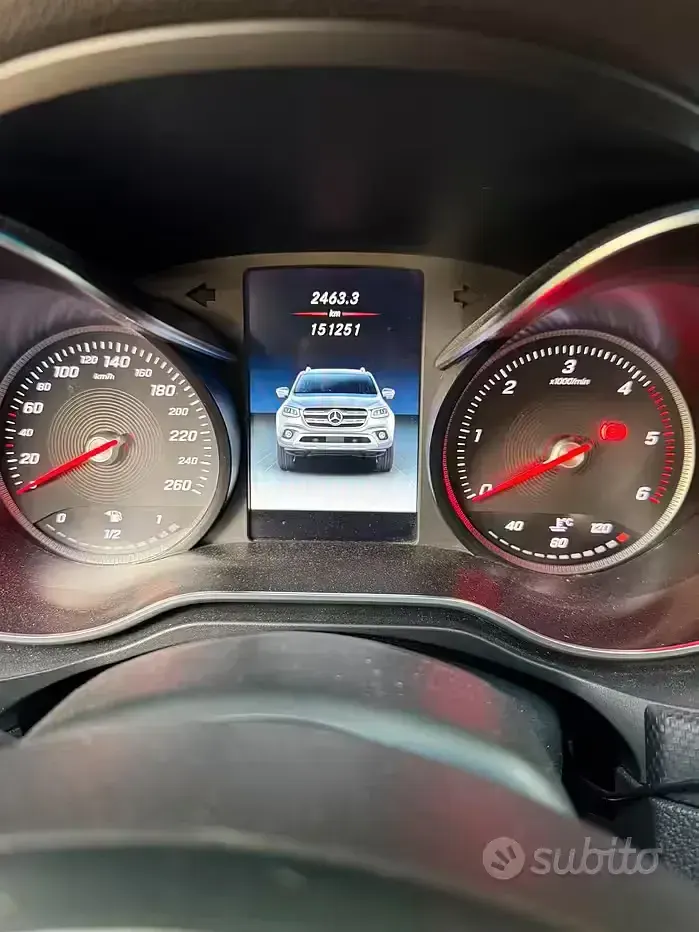 Usata Mercedes 250 190 CV (139 kW) 2019 Nero Pick-up