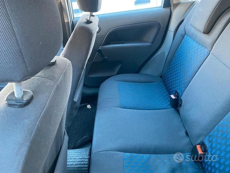 Usata Ford Fiesta 2002 Utilitaria