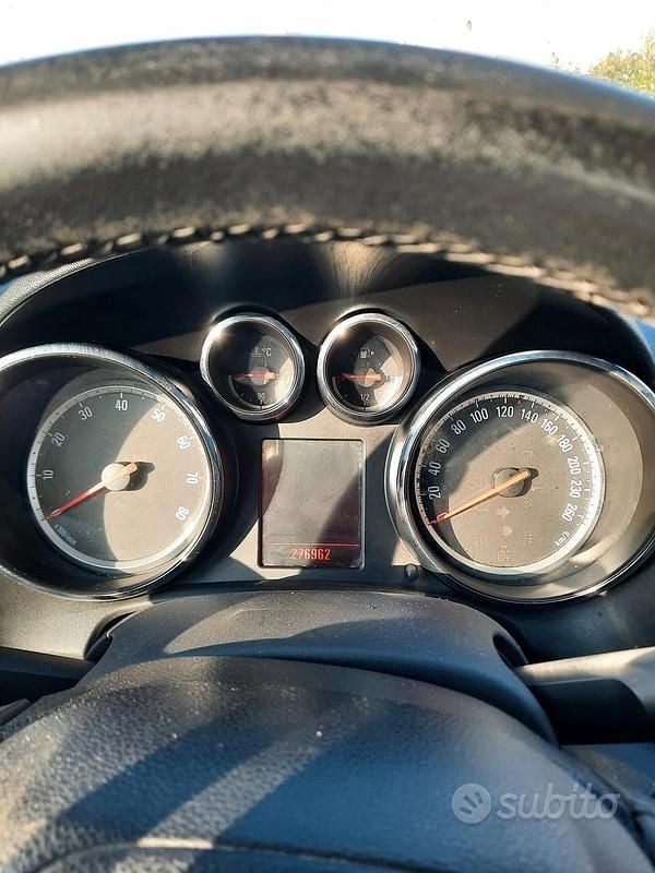 Occasion Opel Astra 100 ch (73 kW) 2010 Noir Berline