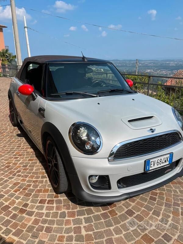 Usata Mini John Cooper Works Cabriolet 211 CV (155 kW) 2014 Grigio Cabrio