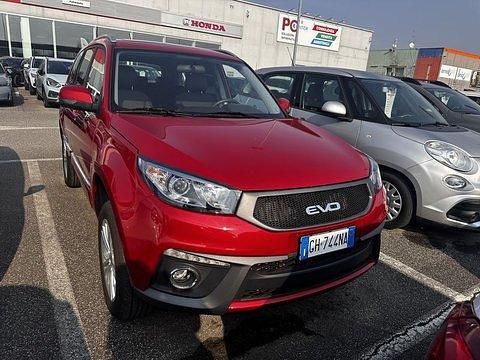 Usata EVO Evo 5 126 CV (92 kW) 2022 Rosso SUV