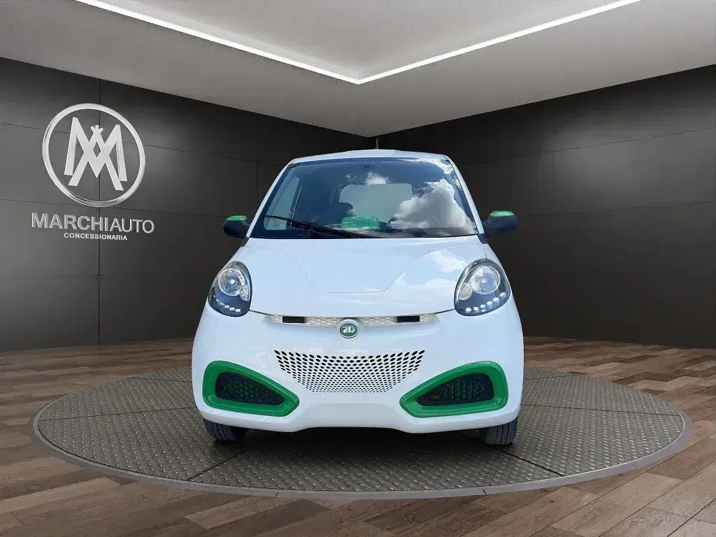 Usata Zhidou D2 11 kW (15 CV) 2015 Bianco pastello