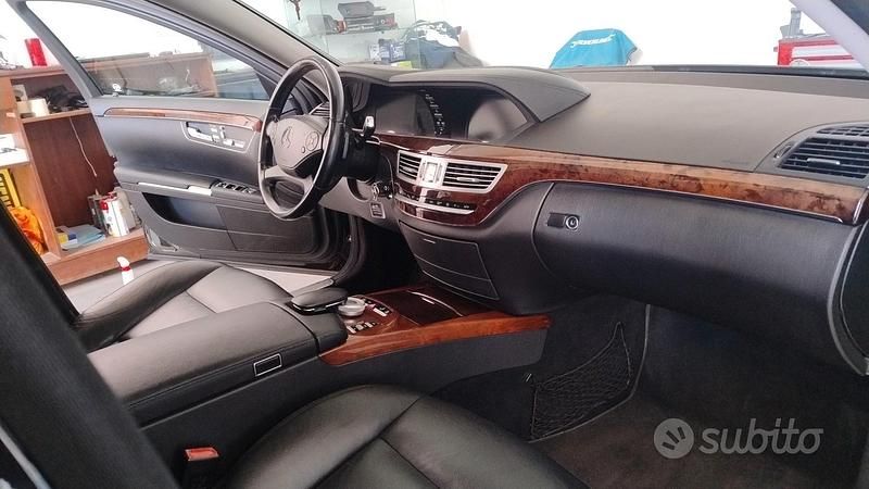 Usata Mercedes S350 272 CV (200 kW) 2011 Nero Berlina