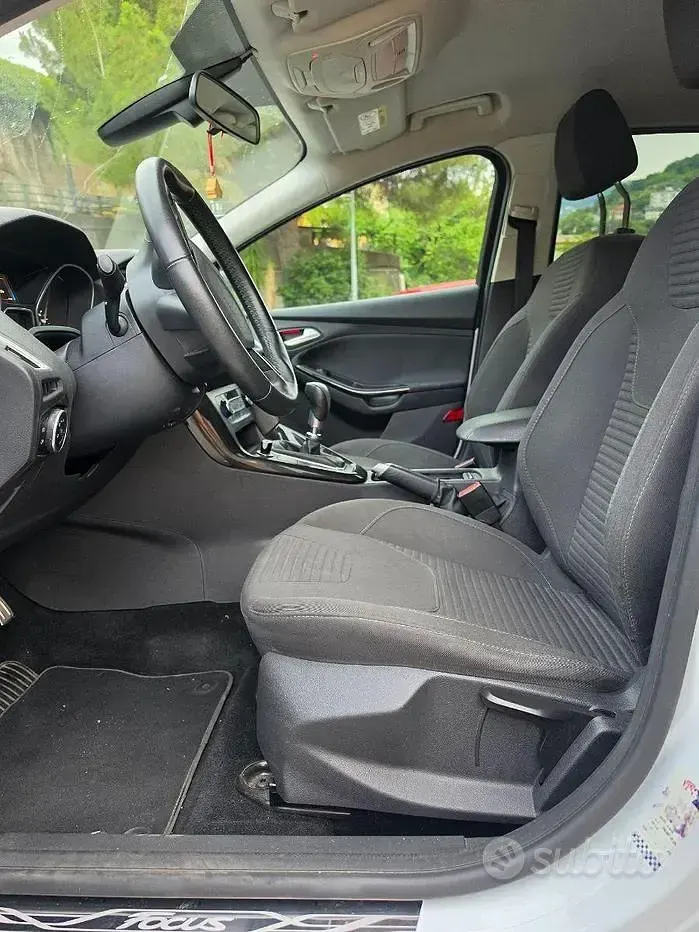 Usata Ford Focus Titanium S 120 CV (88 kW) 2016 Bianco Berlina