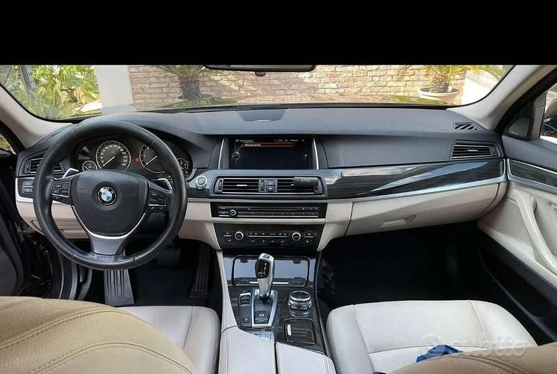 Usata BMW 520 184 CV (135 kW) 2014 Nero Station wagon