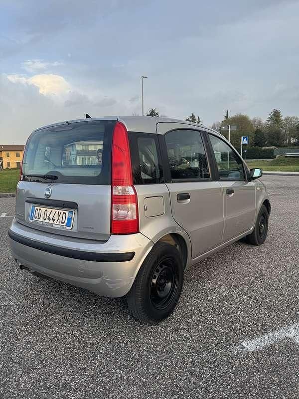 Usata Fiat Panda Active 54 CV (39 kW) 2003 Argento Utilitaria