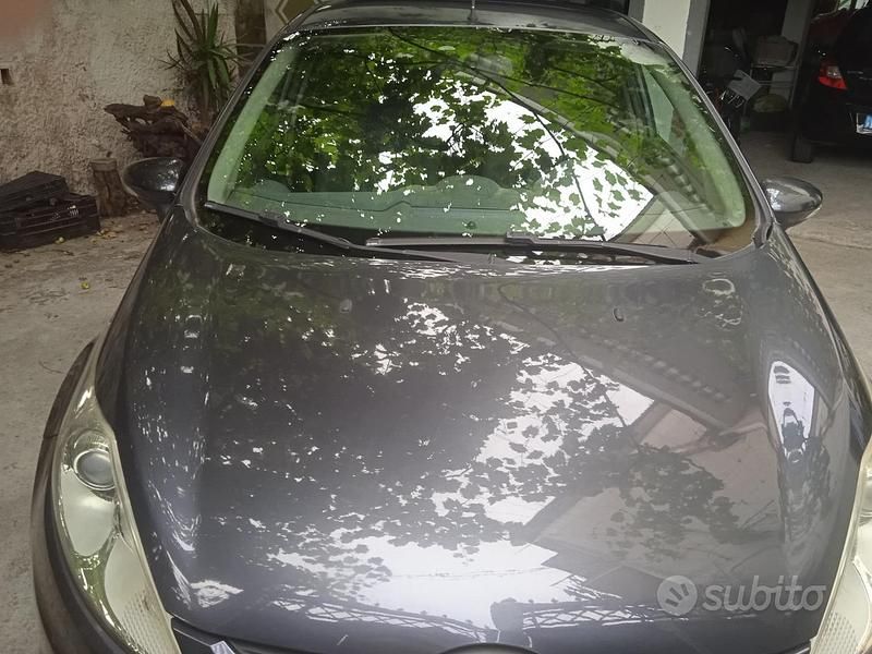 Usata Ford Fiesta 70 CV (51 kW) 2009 Blu Utilitaria