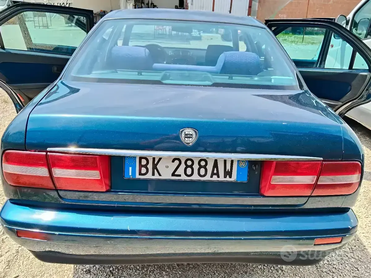 Usata Lancia Kappa 136 CV (100 kW) 2000 Blu Berlina