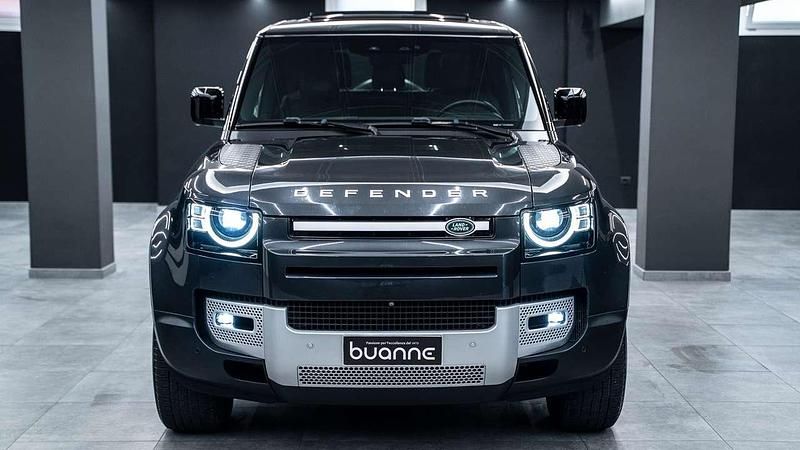 Usata Land Rover Defender HSE Dynamic 249 CV (183 kW) 2021 Storm grey perlato SUV