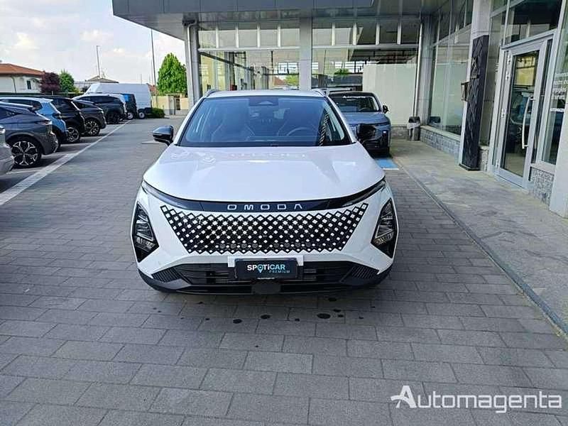 Nuova Omoda 5 147 CV (108 kW) 2026 Khaki white SUV