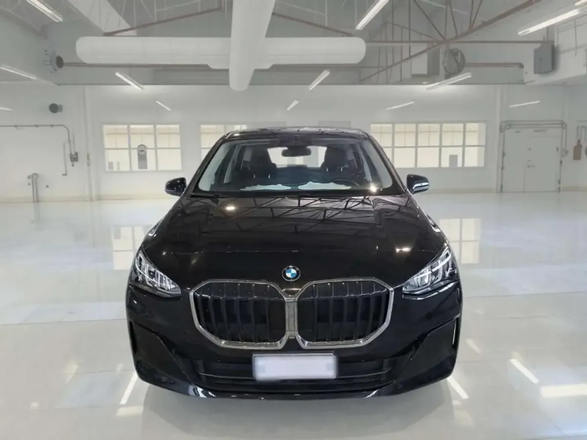 Usata BMW 220 Active Tourer 156 CV (114 kW) 2023 Nero Monovolume