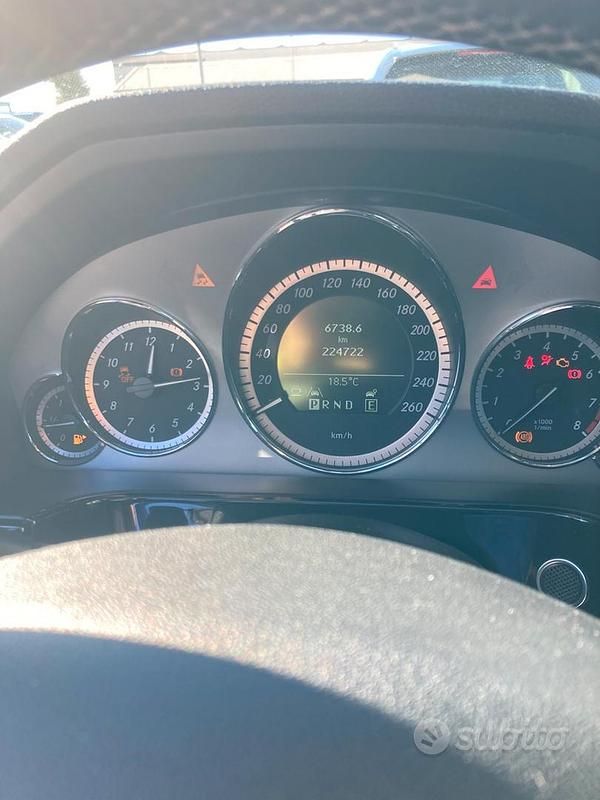 Usata Mercedes E250 Avantgarde 204 CV (150 kW) 2011 Grigio Station wagon