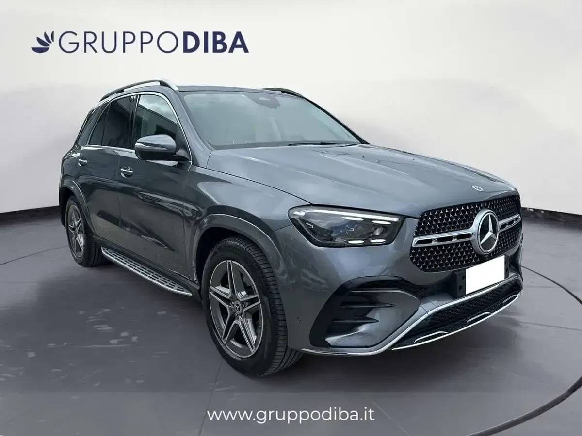 Usata Mercedes GLE300 AMG Line Premium Plus 269 CV (197 kW) 2024 Grigio SUV