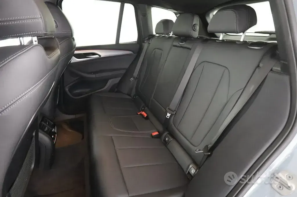 Usata BMW X3 M Sport 190 CV (139 kW) 2024 M brooklyn grey SUV