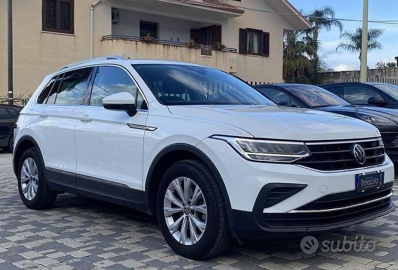 Usata VW Tiguan Life 150 CV (110 kW) 2022 Bianco SUV