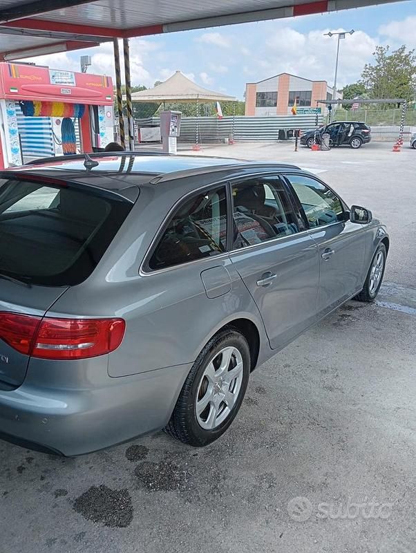 Usata Audi A4 2010 Grigio Station wagon
