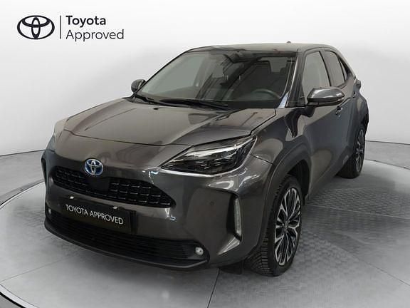 Usata Toyota Yaris Cross Lounge 116 CV (85 kW) 2022 Grigio SUV