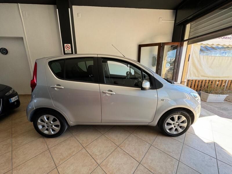 Usata Opel Agila Enjoy 75 CV (55 kW) 2009 Grigio Utilitaria