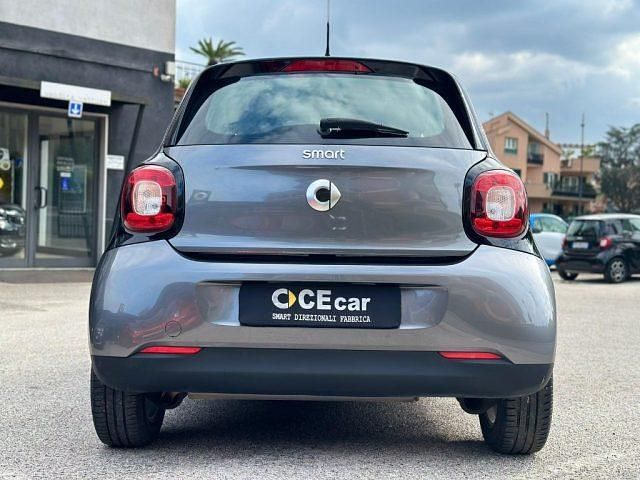 Usata Smart ForFour 71 CV (52 kW) 2018 Antracite Utilitaria