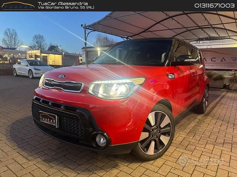 Usata Kia Soul 128 CV (94 kW) 2015 Rosso SUV