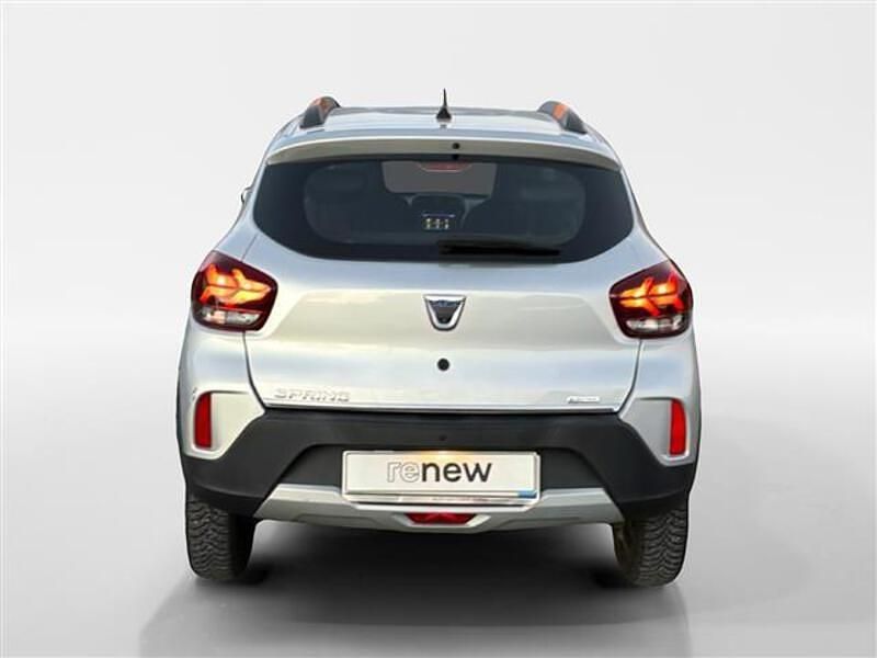 Usata Dacia Spring Comfort Plus 33 kW (45 CV) 2022 Grigio chiaro Utilitaria