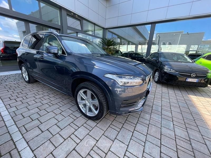 Gebraucht Volvo XC90 Core 235 PS (172 kW) 2022 Blau SUV