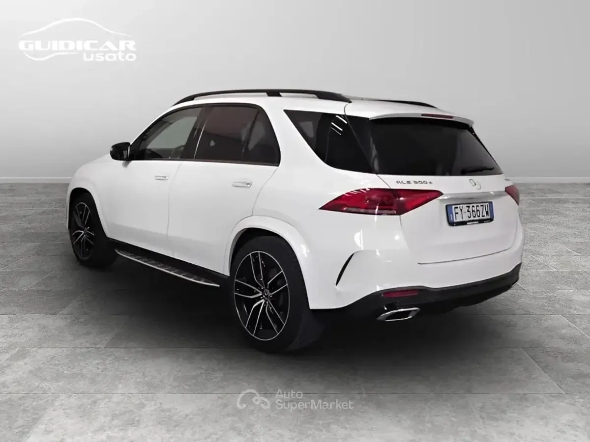 Usata Mercedes GLE300 Premium 245 CV (180 kW) 2020 Bianco SUV