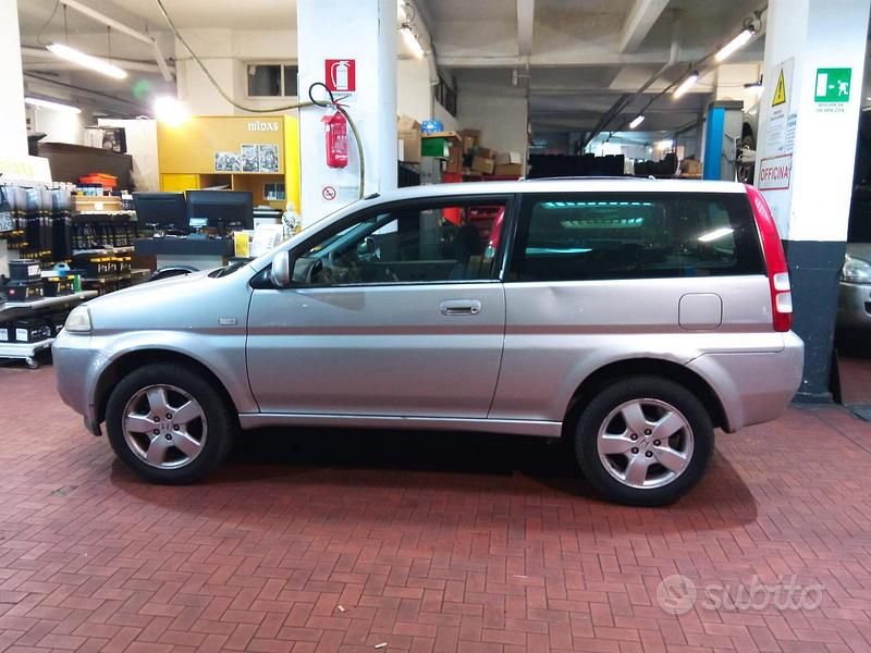 Usata Honda HR-V Sport 104 CV (76 kW) 2002 Grigio SUV