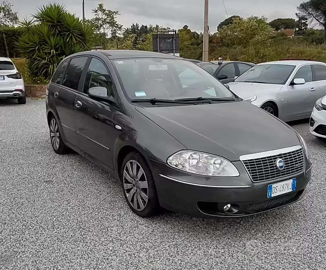 Brugt Fiat Croma 200 HK (147 kW) 2008 Grå Stationcar
