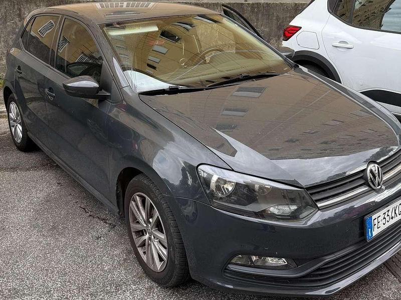 Usata VW Polo Comfortline 75 CV (55 kW) 2016 Grigio Berlina