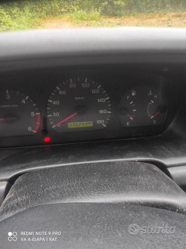 Usata Ford Ranger 109 CV (80 kW) 2003 Verde Pick-up