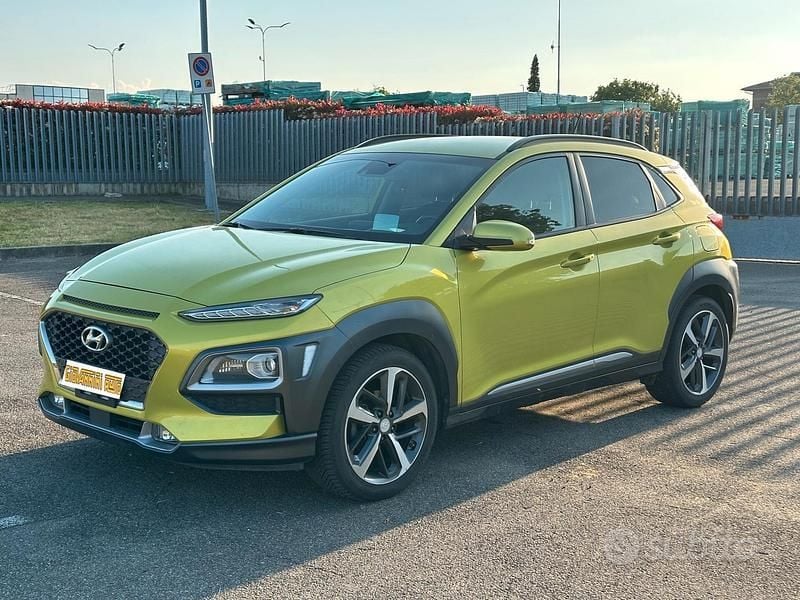 Usata Hyundai Kona Xpossible 120 CV (88 kW) 2018 Verde SUV
