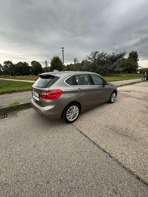 Usata BMW 220 Active Tourer Luxury Line 190 CV (139 kW) 2015 Monovolume