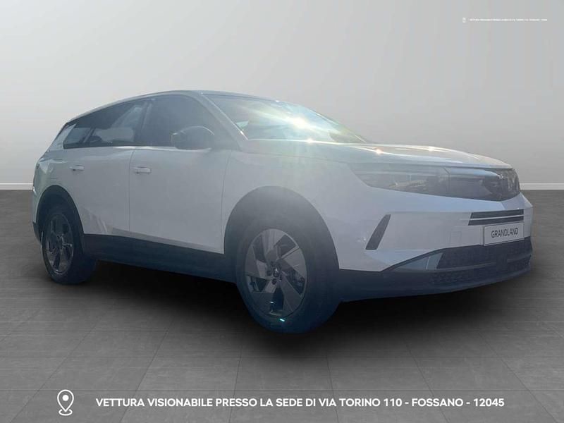 Nuova Opel Grandland X Edition 136 CV (100 kW) 2025 Arktis white (pastello) SUV