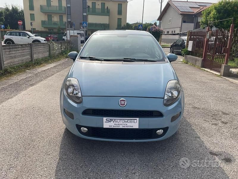 Usata Fiat Punto 75 CV (55 kW) 2015 Blu Utilitaria