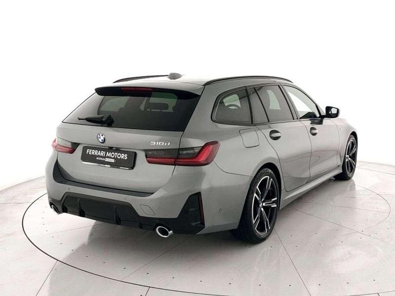 Usata BMW 318 M Sport 150 CV (110 kW) 2025 Skyscraper grey metalizzato Station wagon