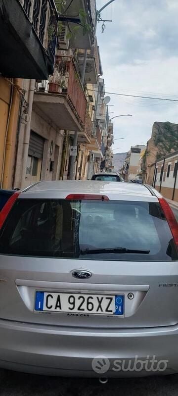 Usata Ford Fiesta 80 CV (58 kW) 2007 Utilitaria
