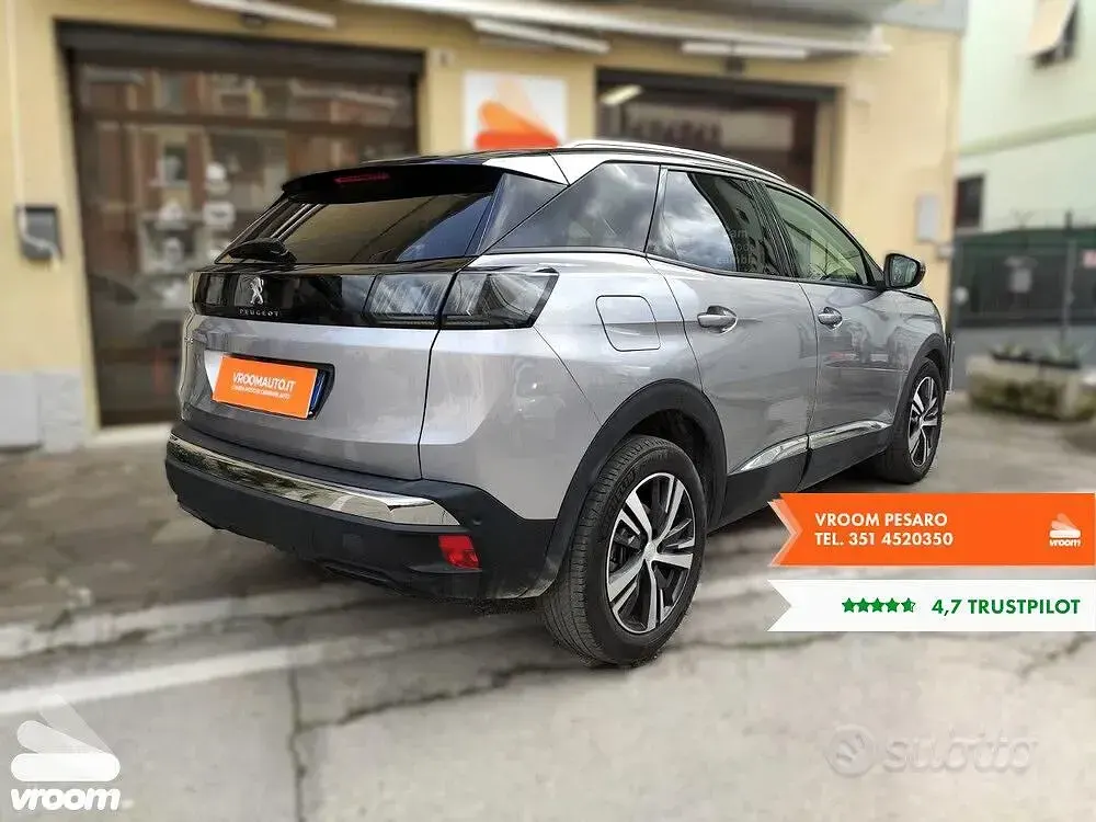 Begagnad Peugeot 3008 S 131 HK (96 kW) 2021 Grå SUV