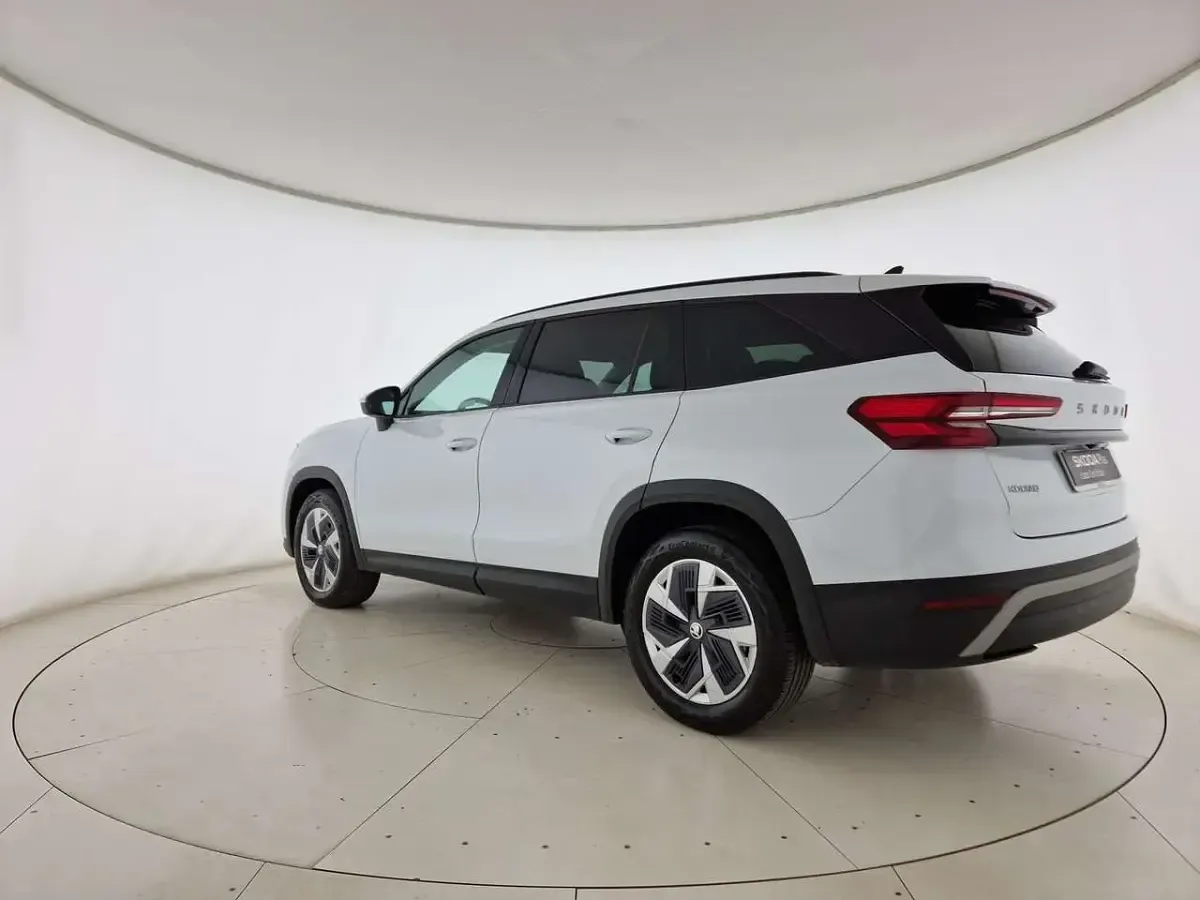 Usata Skoda Kodiaq Executive 150 CV (110 kW) 2024 Bianco luna metallizzato SUV